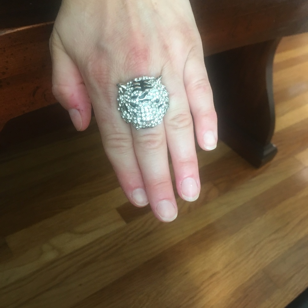 Vintage Tiger Black & White Faux Diamond Ring
